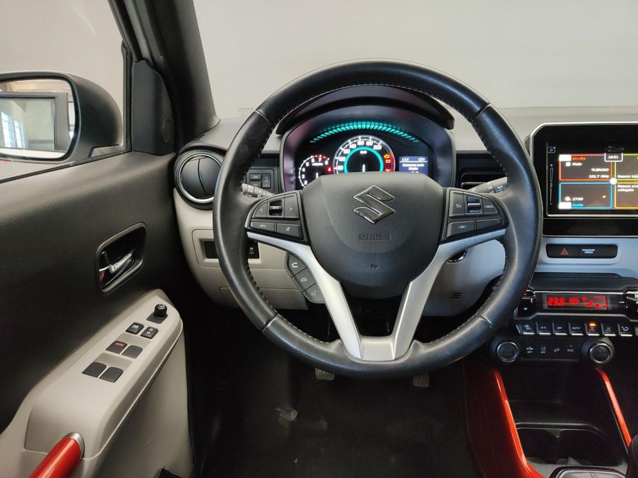 Suzuki Suzuki Ignis usata 4