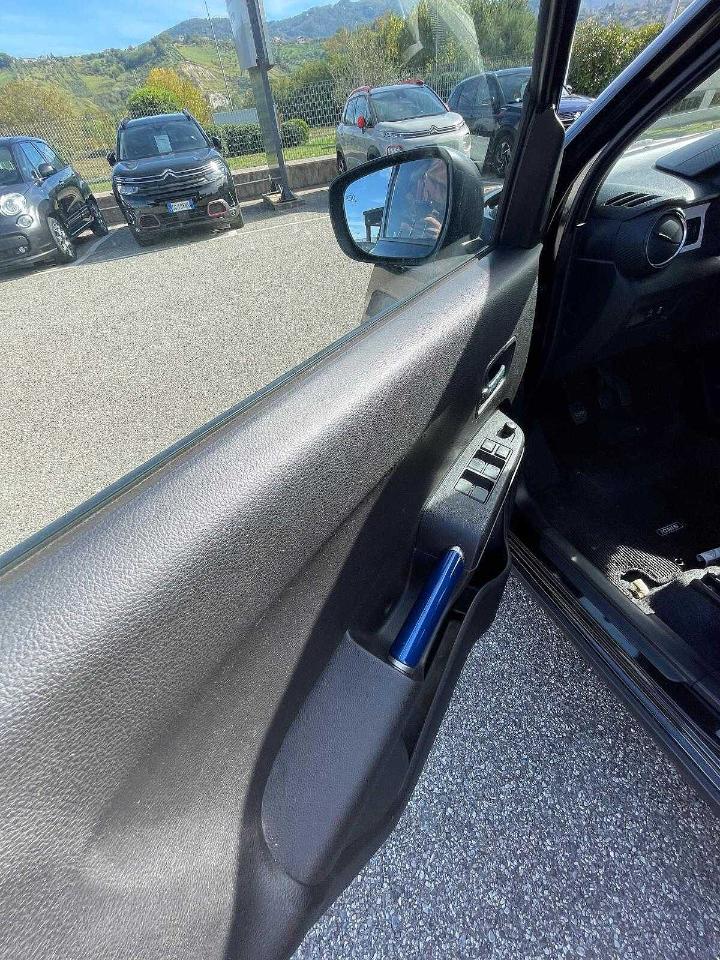 Suzuki Suzuki Ignis usata, con Caricabatterie di bordo da 22 kW