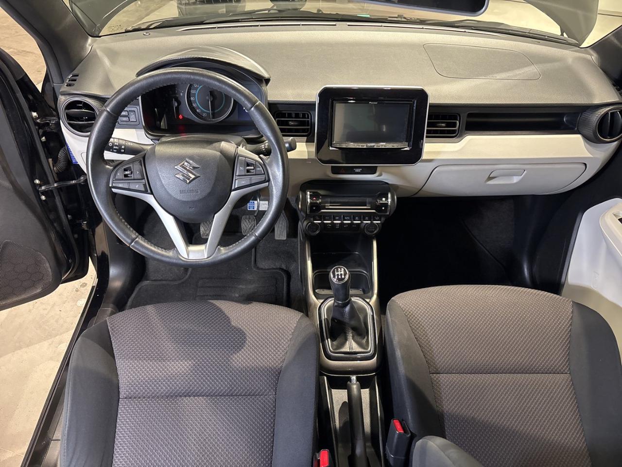 Suzuki Suzuki Ignis usata, con Caricabatterie di bordo da 11 kW