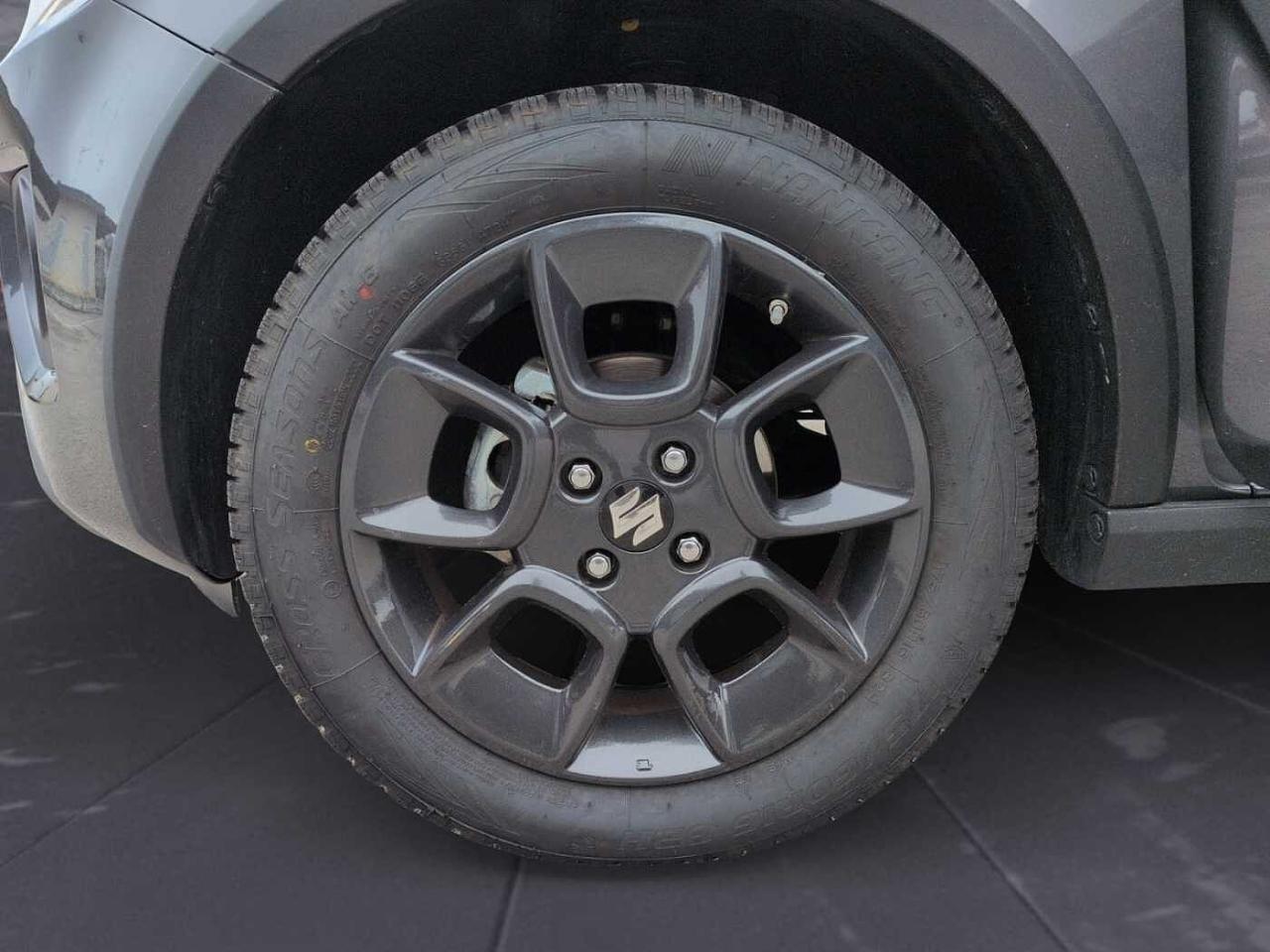 Suzuki Suzuki Ignis usata 4