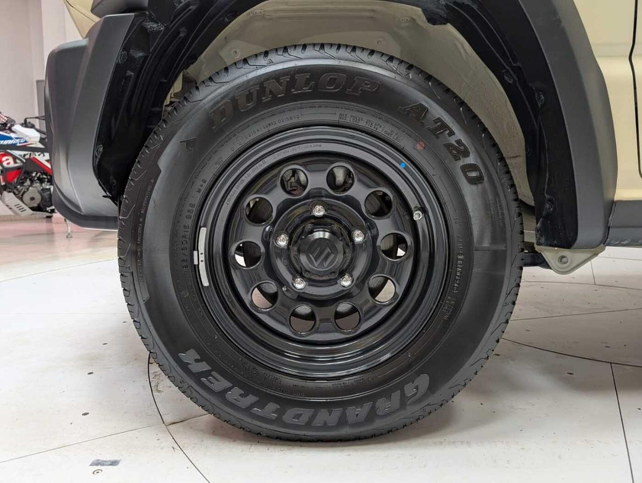 Suzuki Suzuki Jimny usata, con vetri elettrici