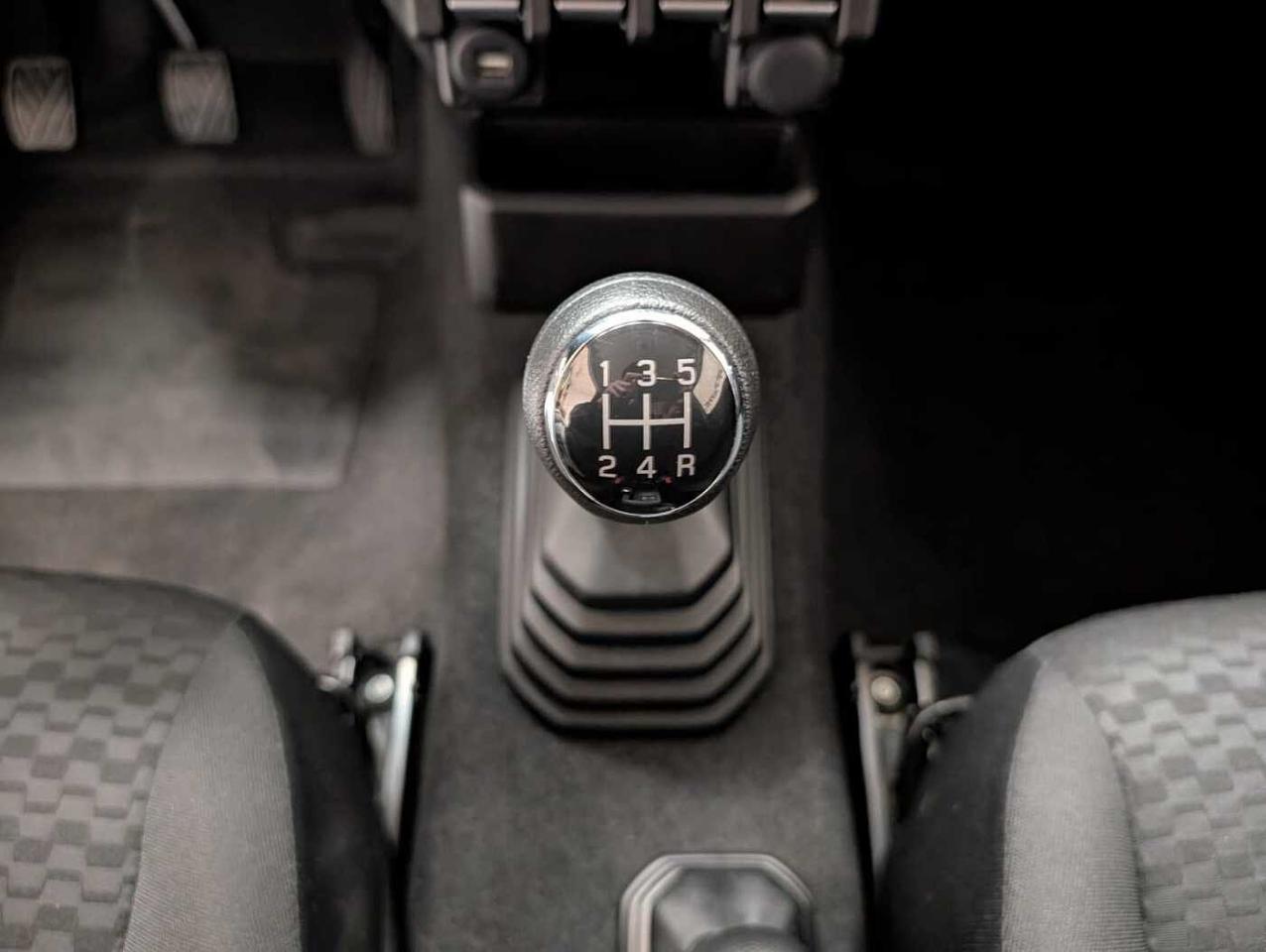 Suzuki Suzuki Jimny usata, con assistente alle frenate di emergenza