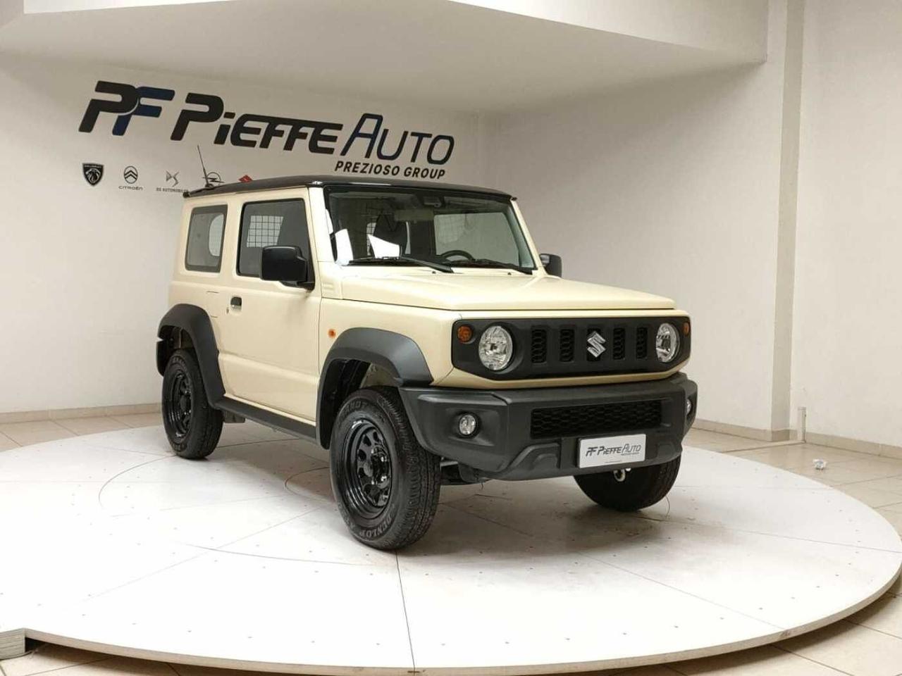 Suzuki Suzuki Jimny usata, con cover ruota di scorta nera