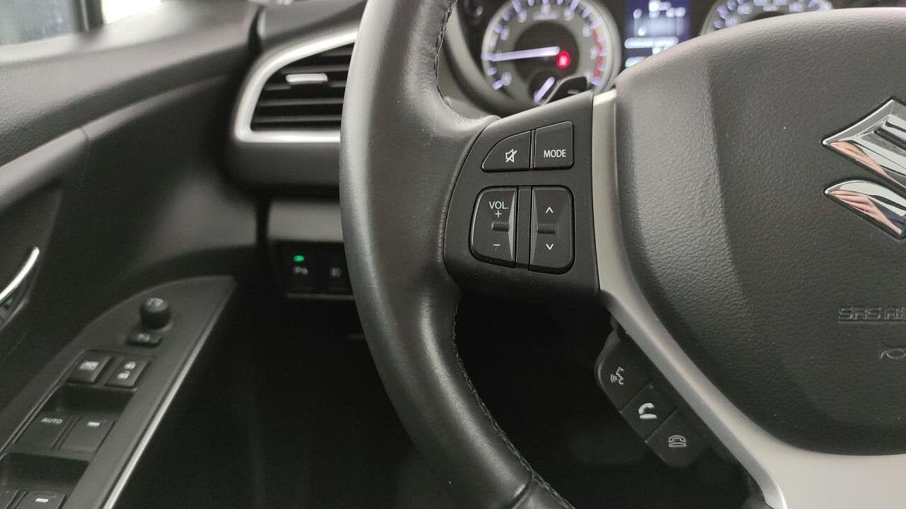 Suzuki Suzuki S-Cross usata, con cd-radio