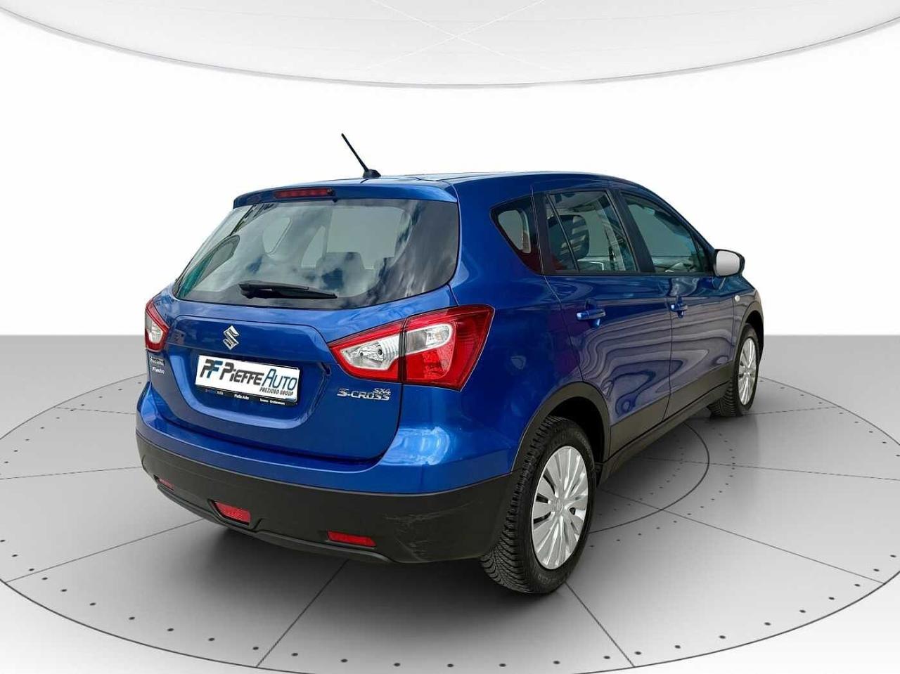 Suzuki Suzuki S-Cross usata, con barre porta tutto