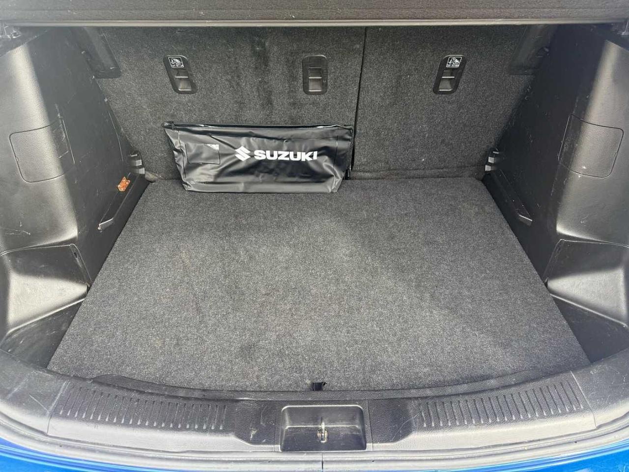 Suzuki Suzuki S-Cross usata, con cerchi in lega leggera