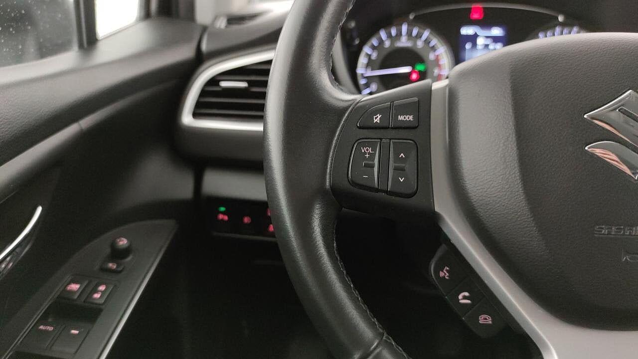 Suzuki Suzuki S-Cross usata, con cd-radio