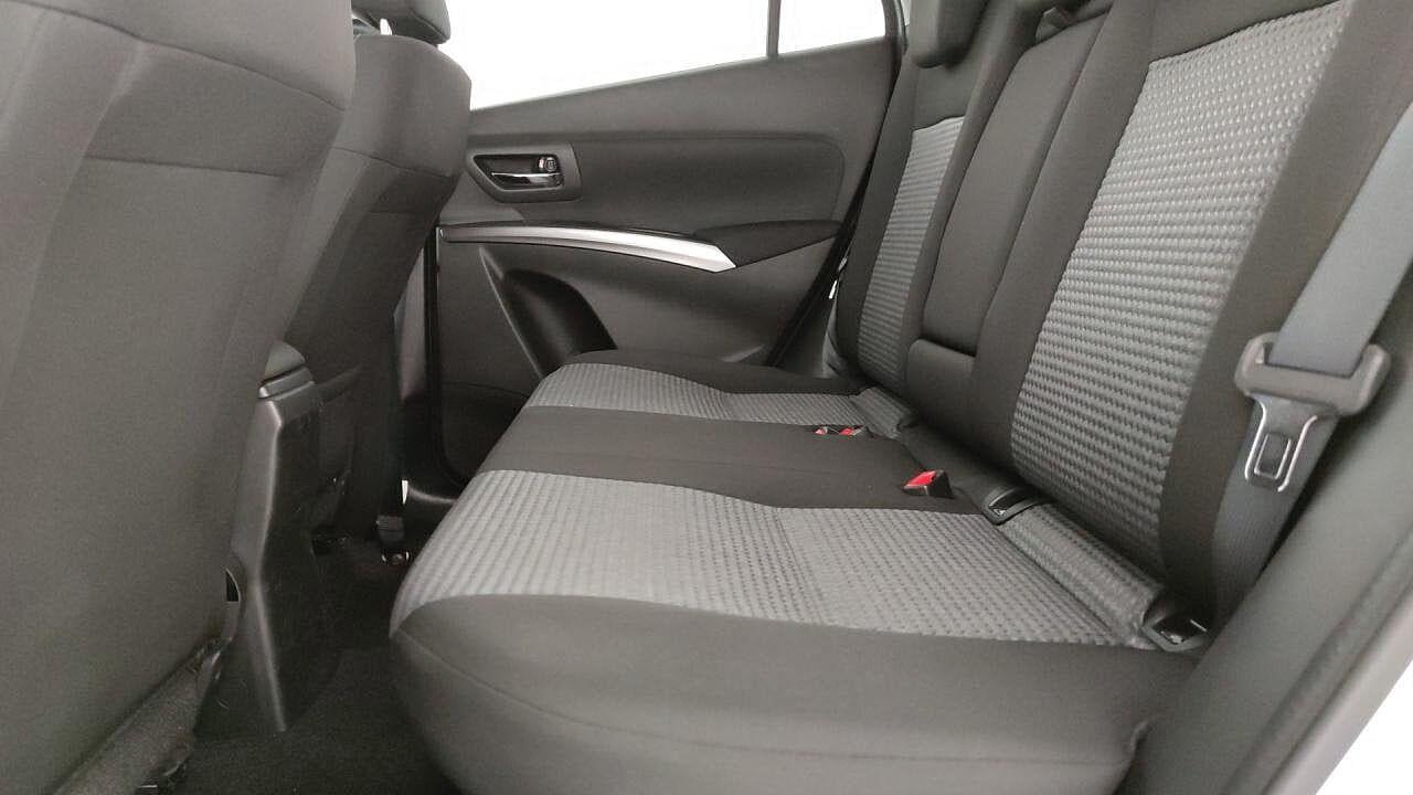 Suzuki Suzuki S-Cross usata, con sensori luce