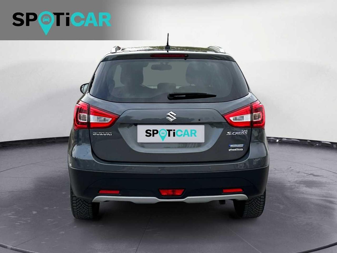 Suzuki Suzuki S-Cross usata, con comandi audio al volante