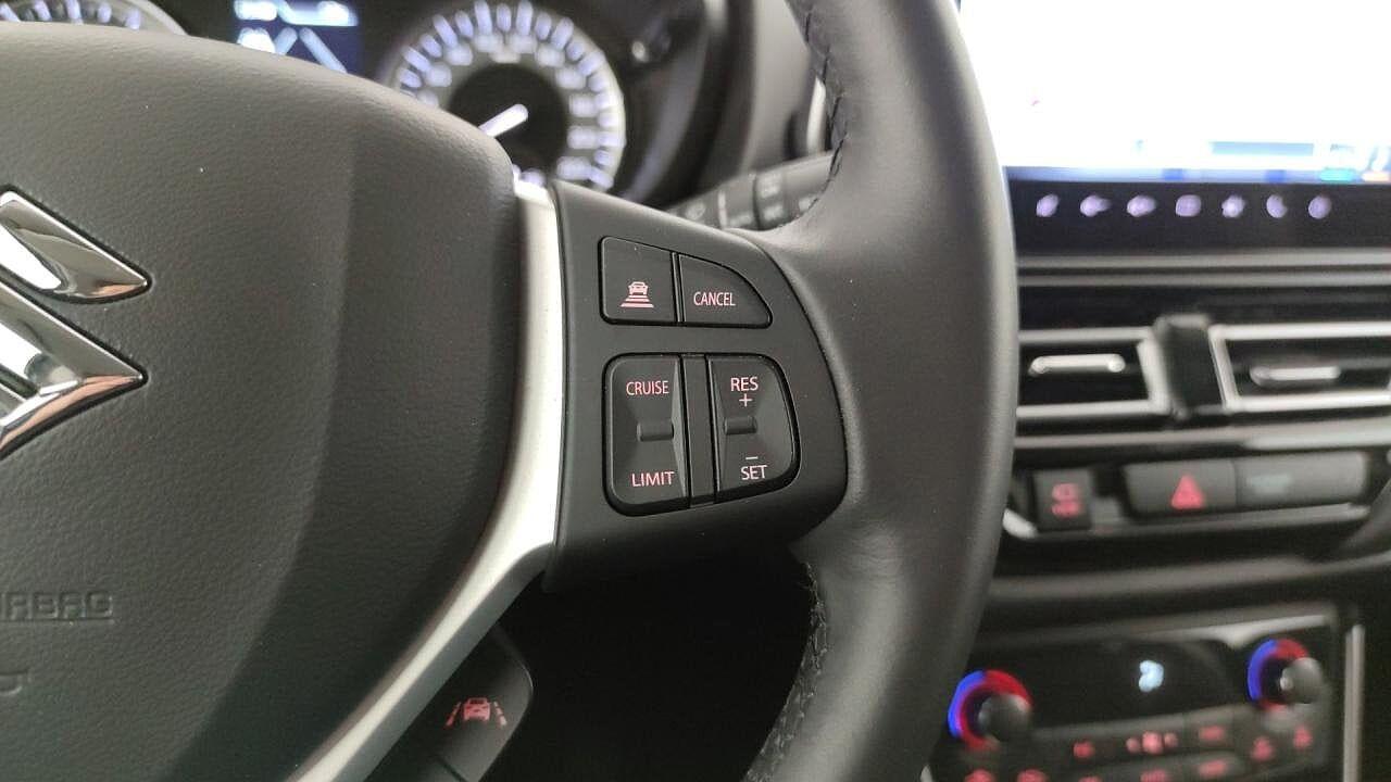 Suzuki Suzuki S-Cross usata 9