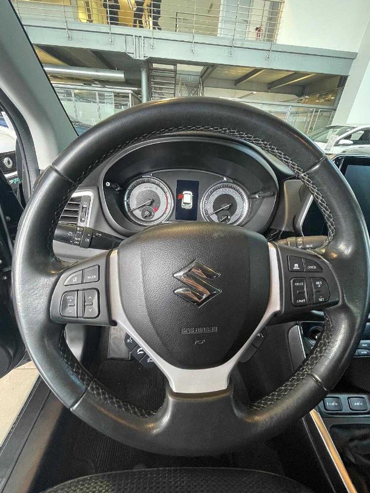 Suzuki Suzuki S-Cross usata, con Xenon-led