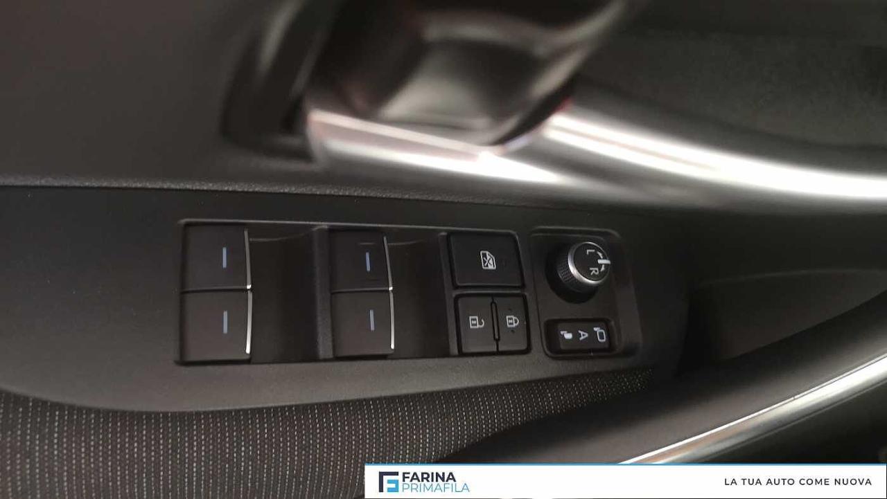 Suzuki Suzuki Swace usata, con fari fendinebbia