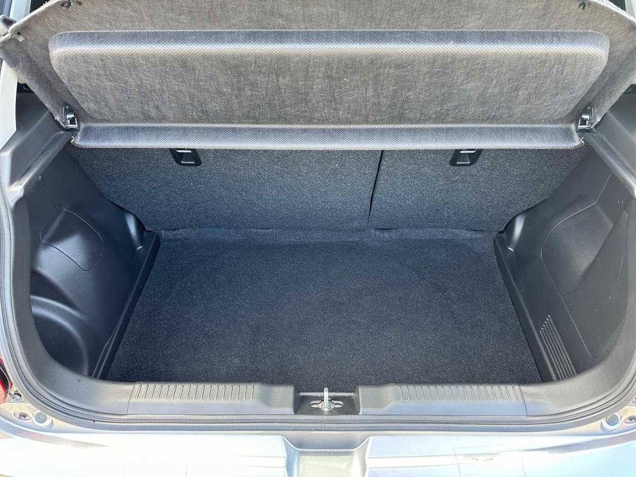 Suzuki Suzuki Swift usata, con cinture di sicurezza posteriori elr