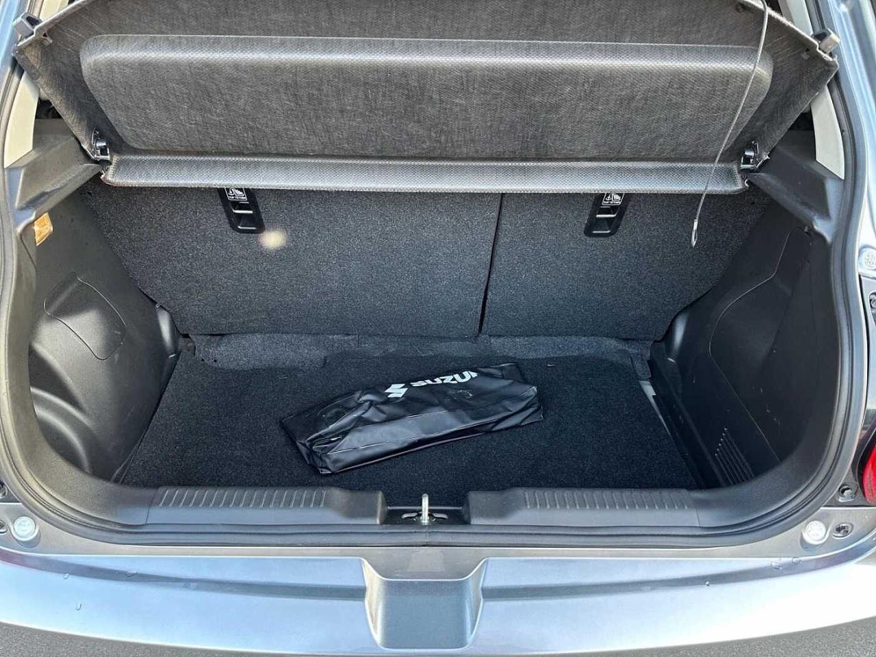 Suzuki Suzuki Swift usata, con cerchi in lega leggera