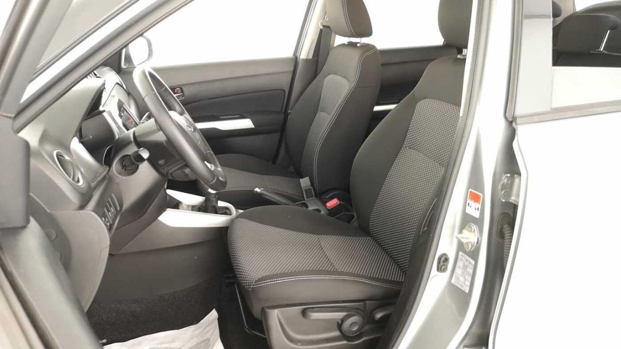 Suzuki Suzuki Vitara usata, con portabagagli elettrico