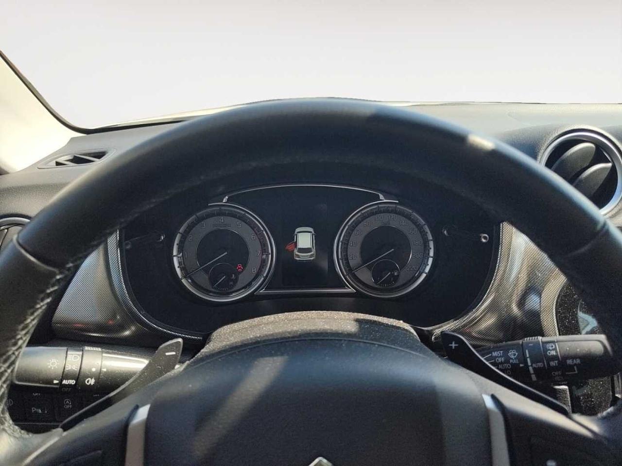 Suzuki Suzuki Vitara usata, con 4 altoparlanti