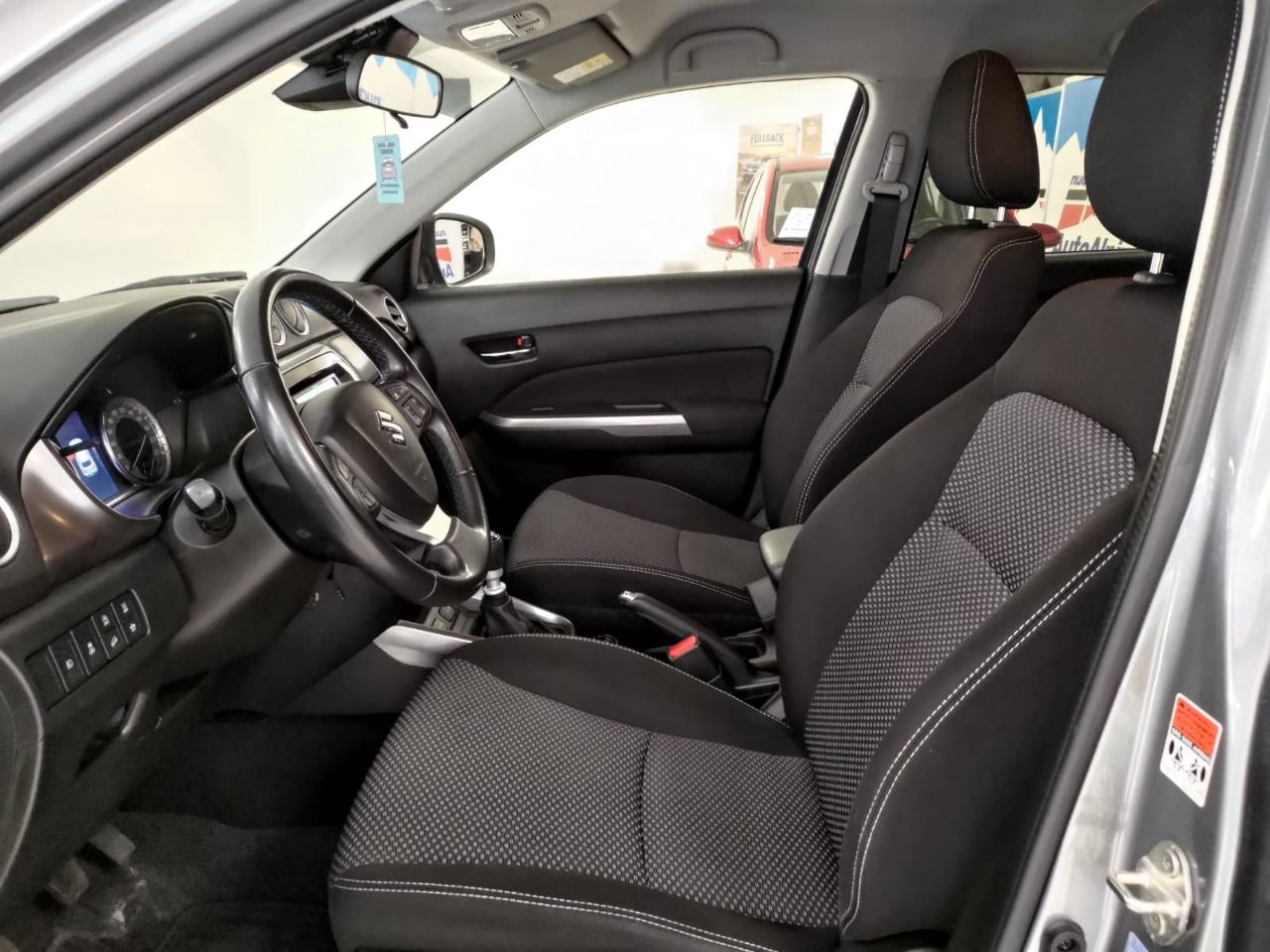 Suzuki Suzuki Vitara usata, con sedili riscaldati