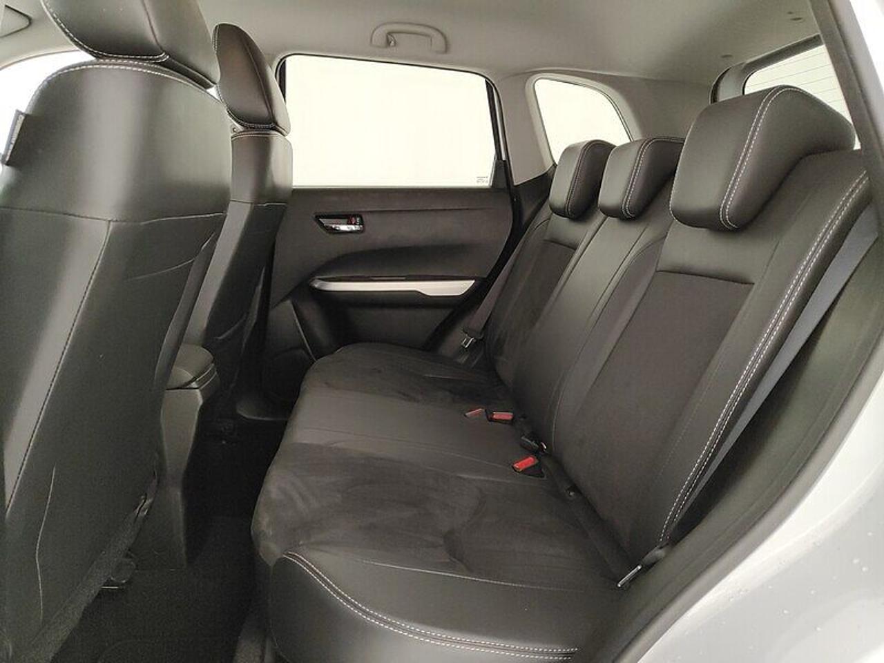 Suzuki Suzuki Vitara usata, con 5 sedili