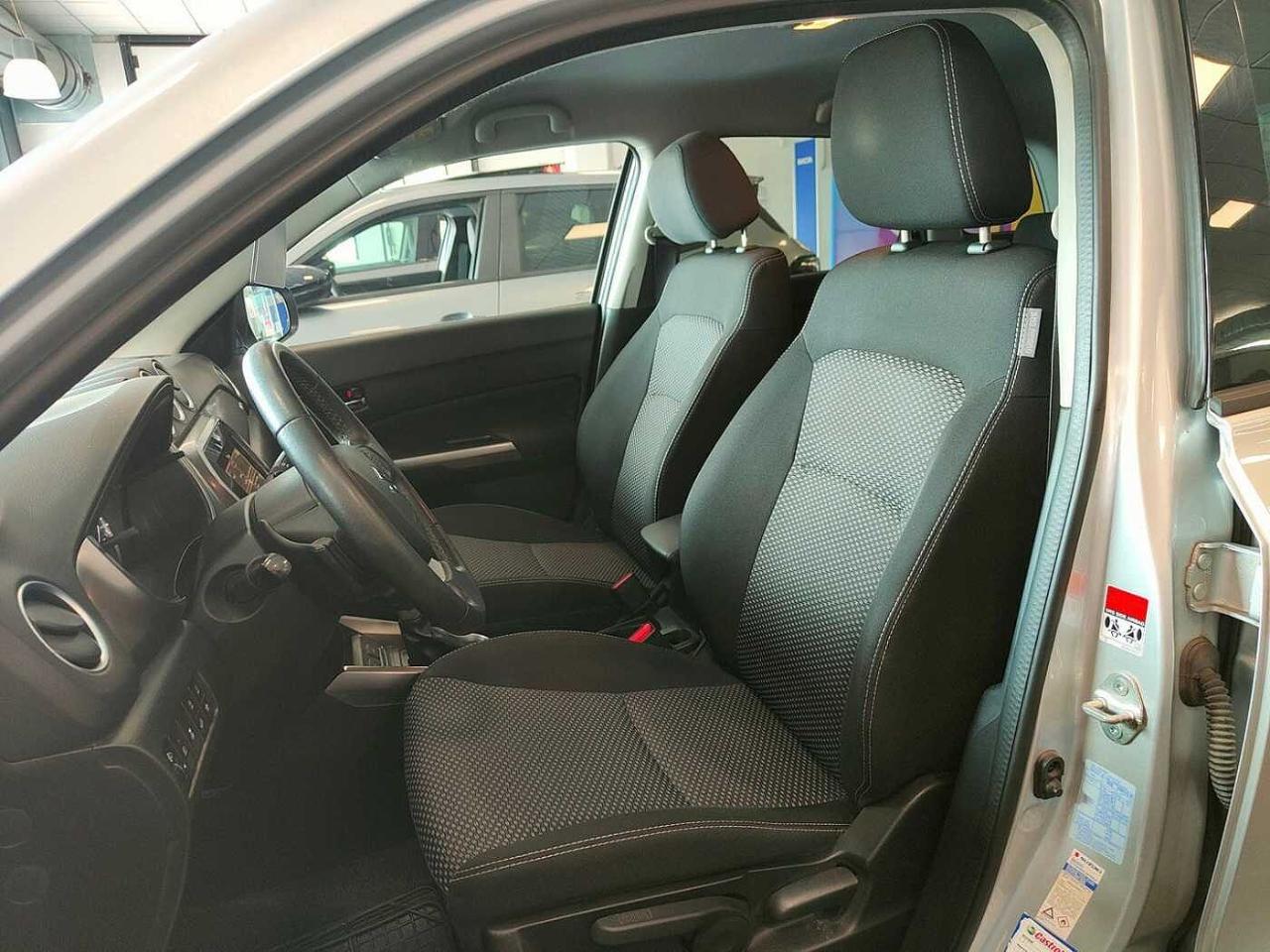 Suzuki Suzuki Vitara usata, con 4x Airbag (fontali + laterali)