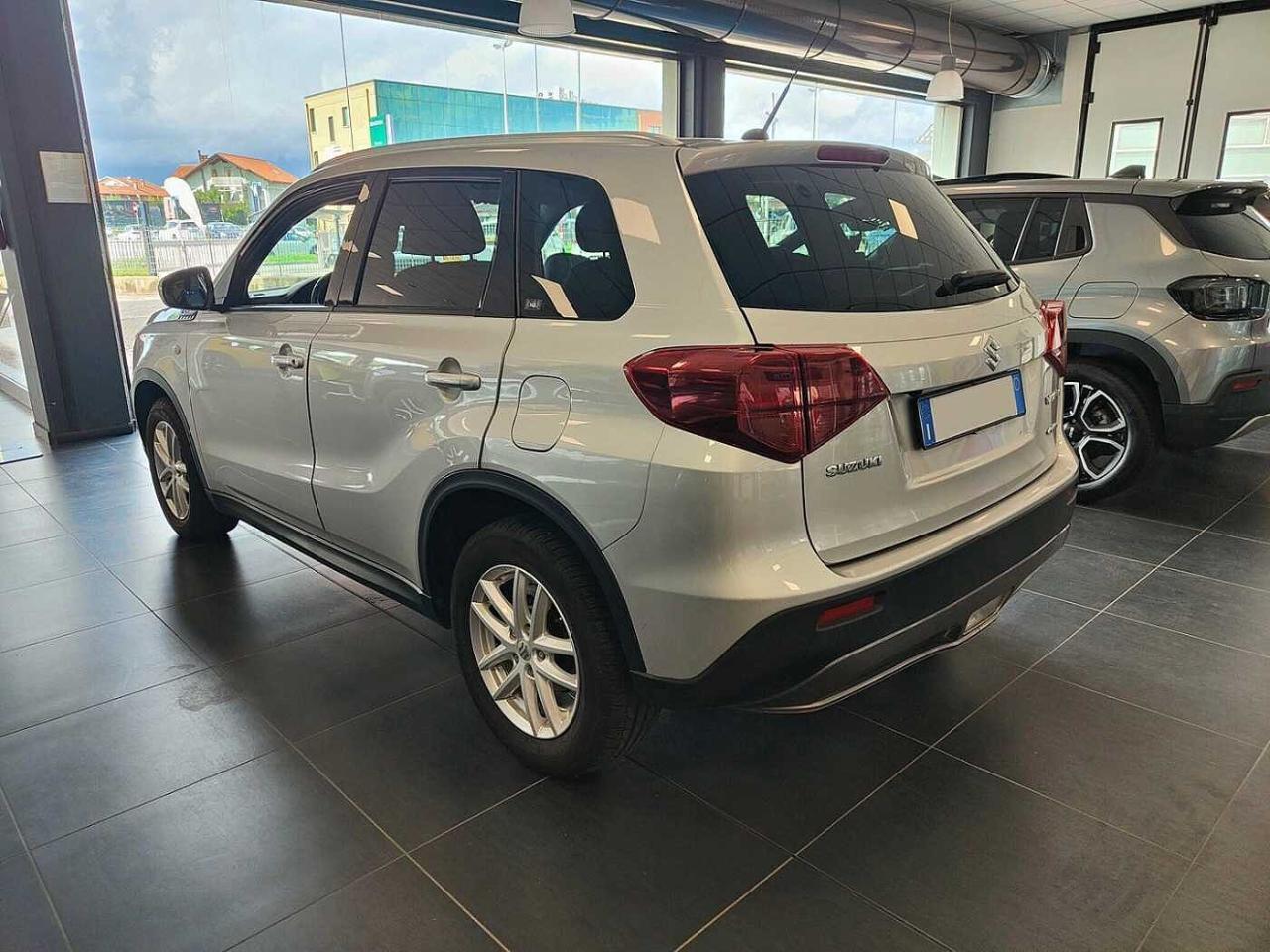 Suzuki Suzuki Vitara usata 25