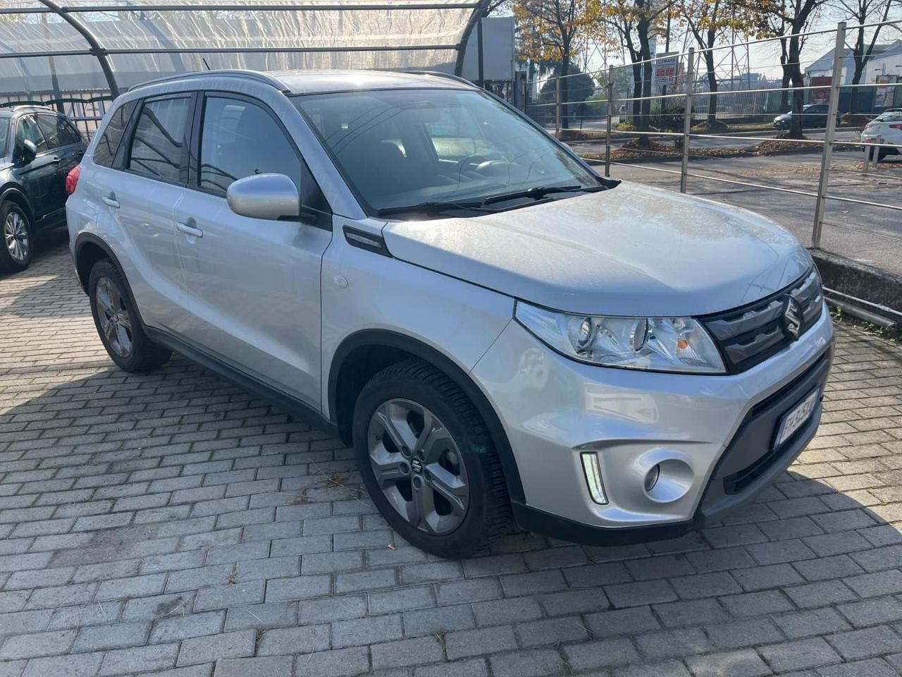Suzuki Suzuki Vitara usata 12