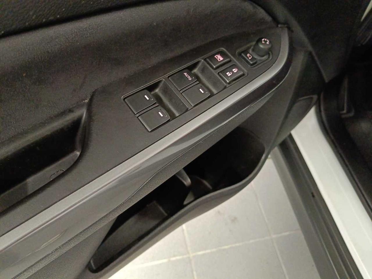 Suzuki Suzuki Vitara usata 21