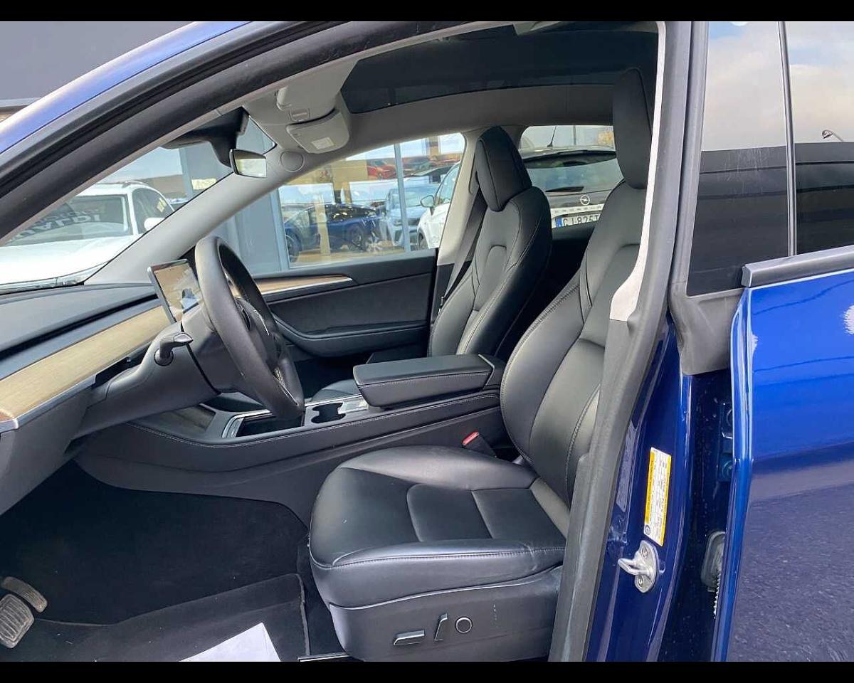 Tesla tesla model y usata 6