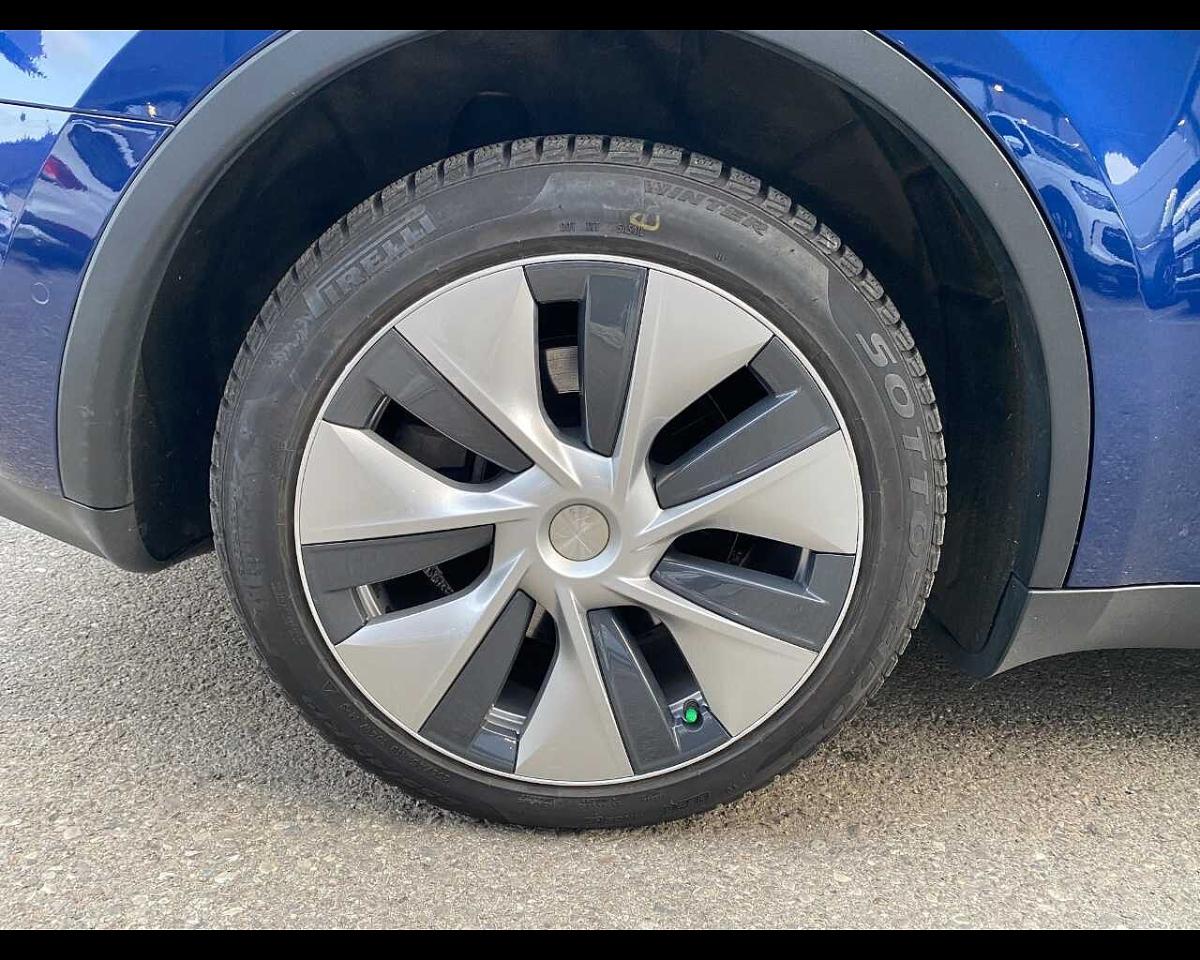 Tesla tesla model y usata 19