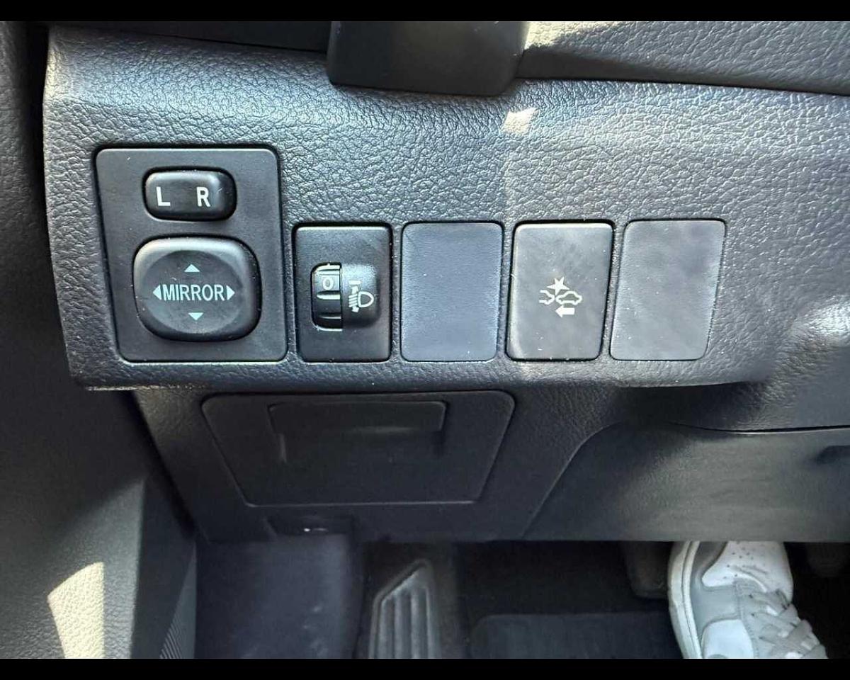 Toyota Toyota Auris usata, con assistente di corsia
