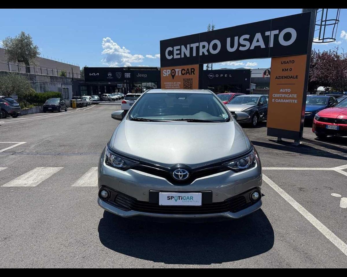 Toyota Toyota Auris usata, con bracciolo porta oggetti