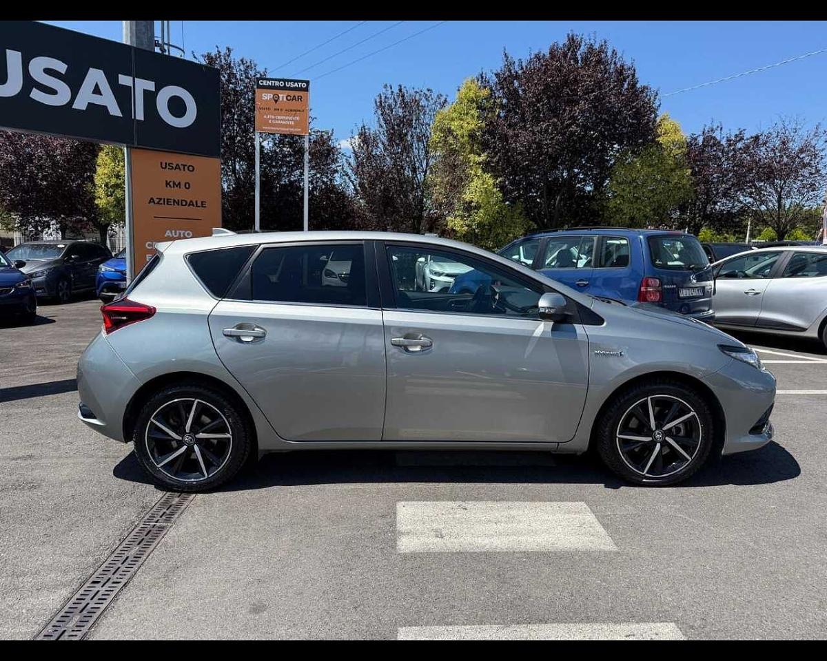 Toyota Toyota Auris usata, con interno grey