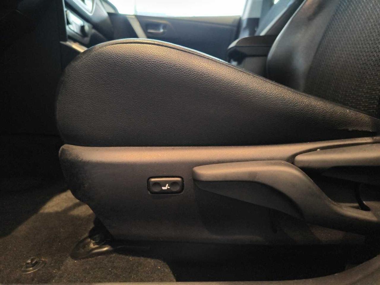 Toyota Toyota Auris usata 9