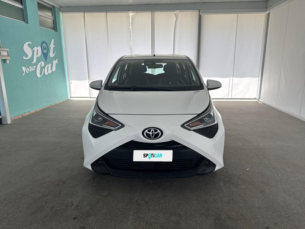Toyota Toyota Aygo usata, con avviso superamento corsia