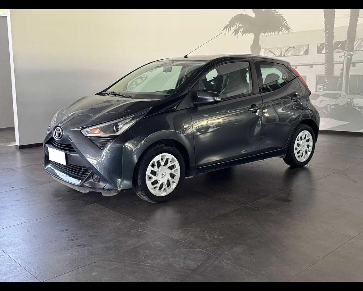 Toyota Toyota Aygo usata, con interno grey
