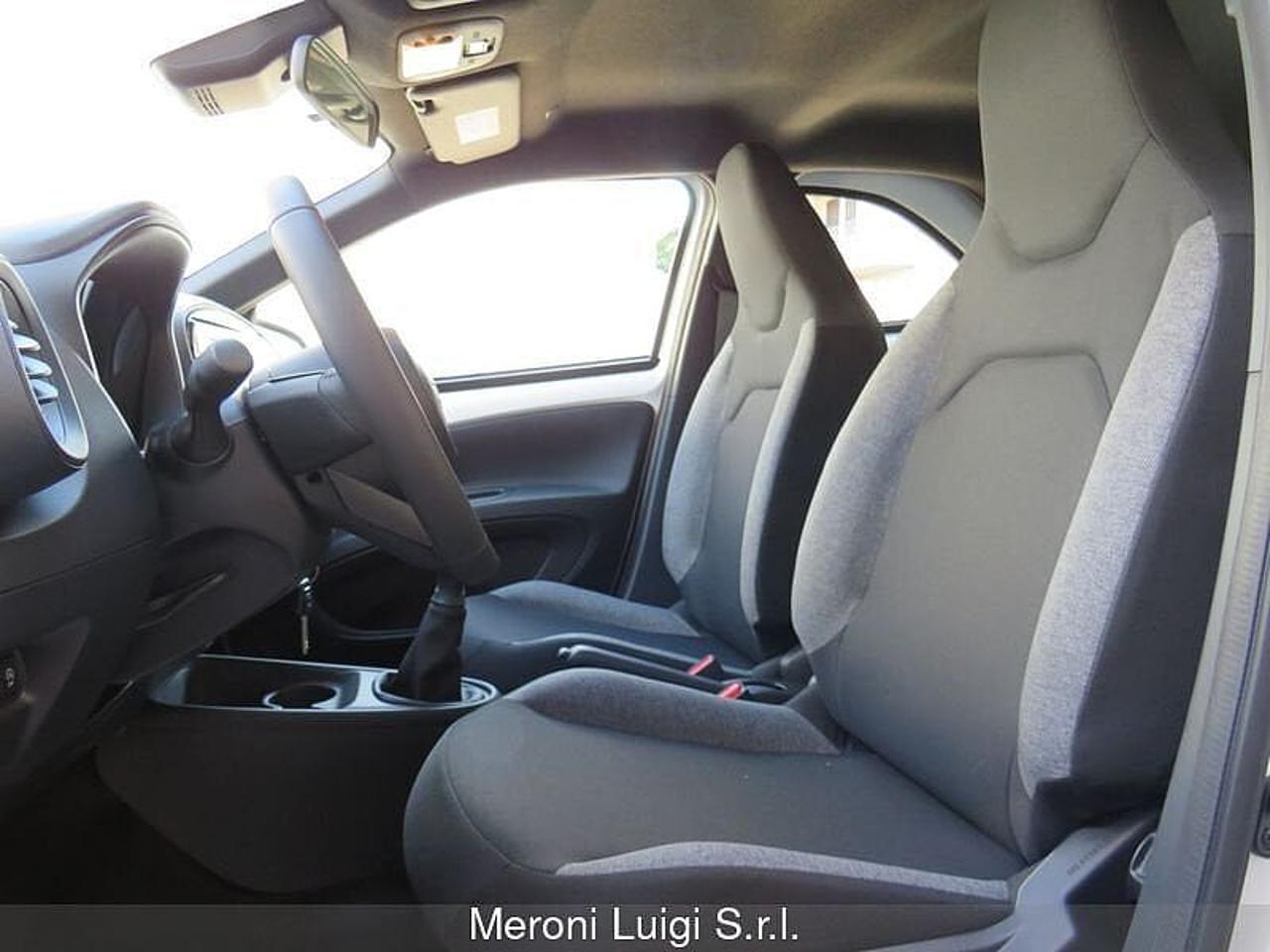 Toyota Toyota Aygo usata, con interno grigio scuro
