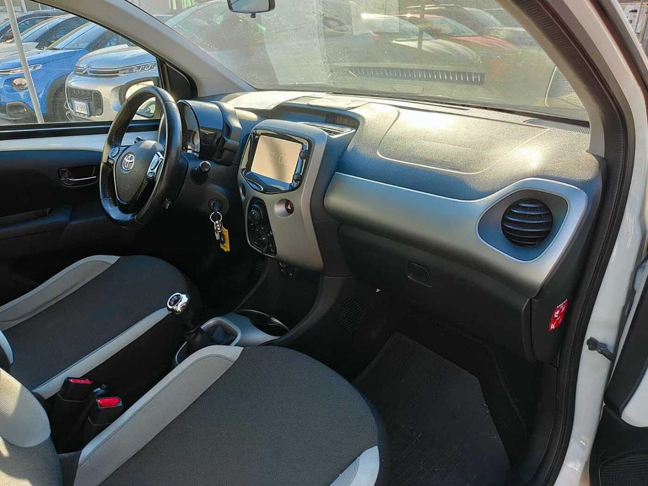 Toyota Toyota Aygo usata, con clima automatico