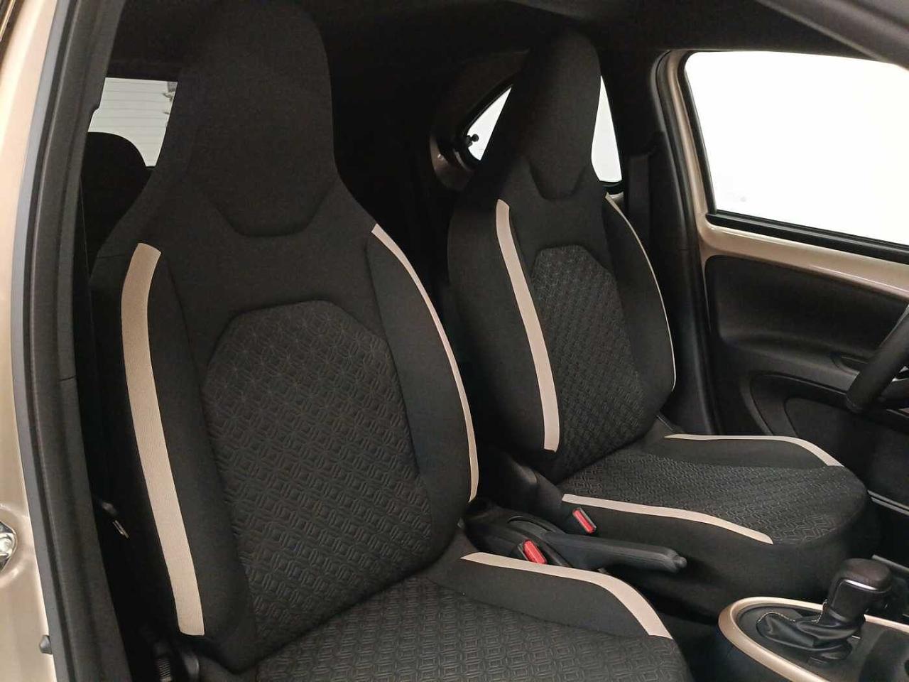 Toyota Toyota Aygo usata 6