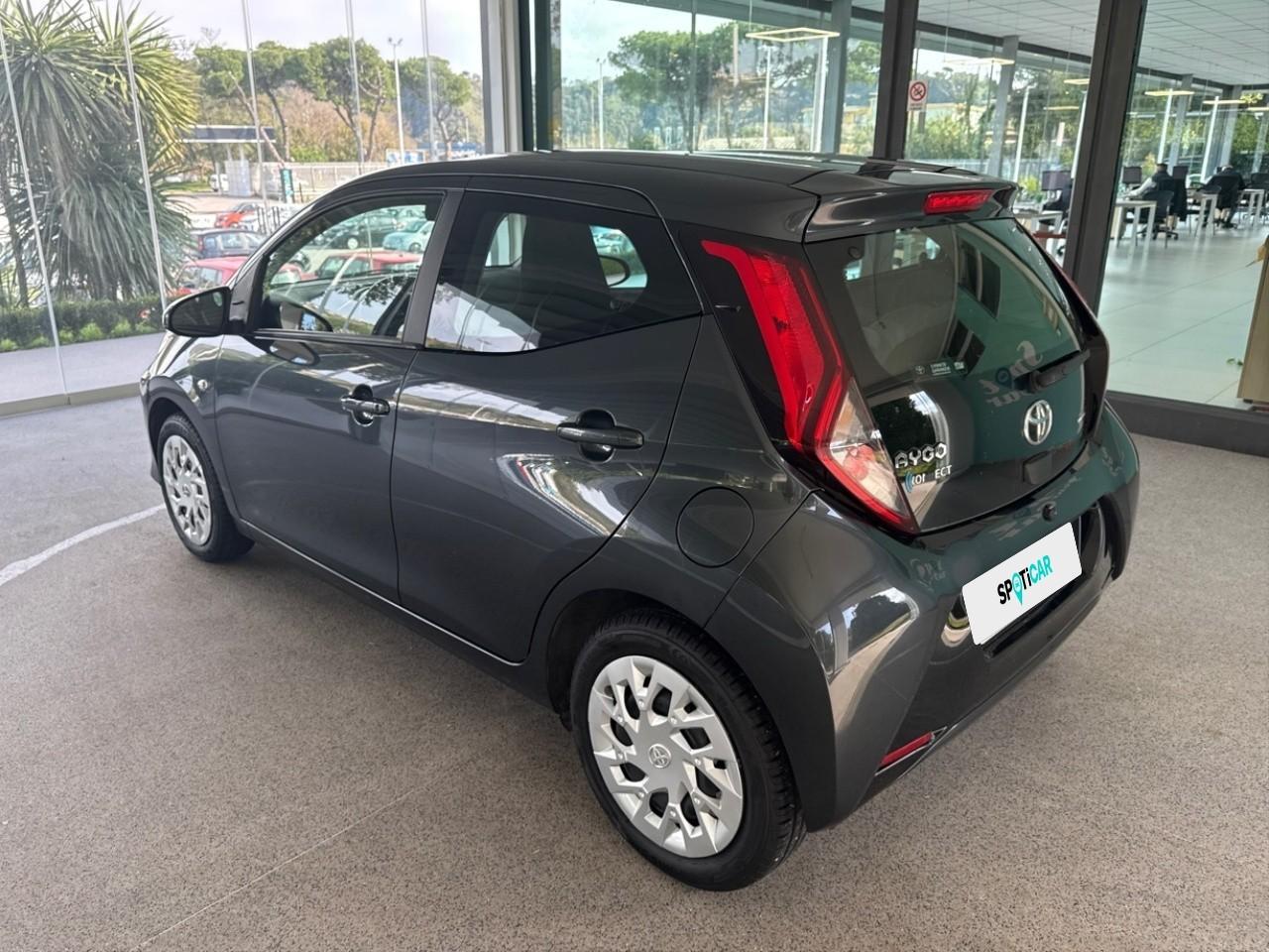 Toyota Toyota Aygo usata 16