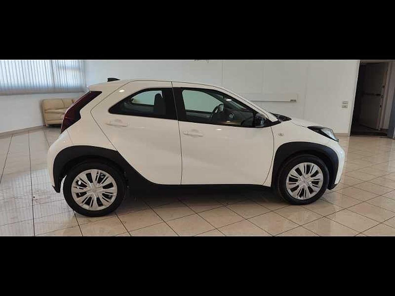 Toyota Toyota Aygo usata 9