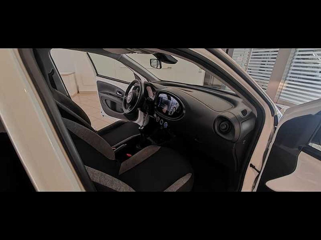 Toyota Toyota Aygo usata 13