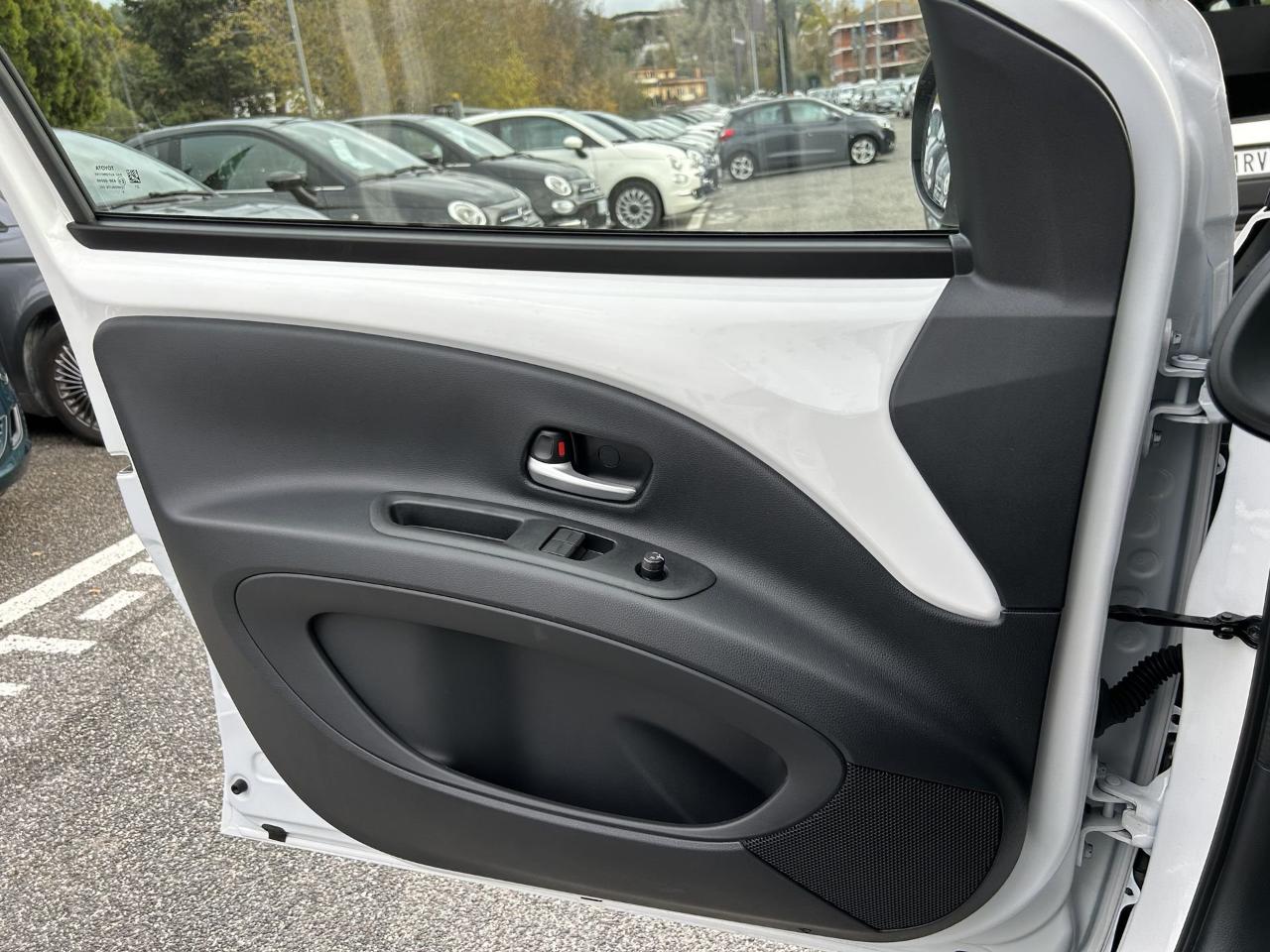 Toyota Toyota Aygo usata 10