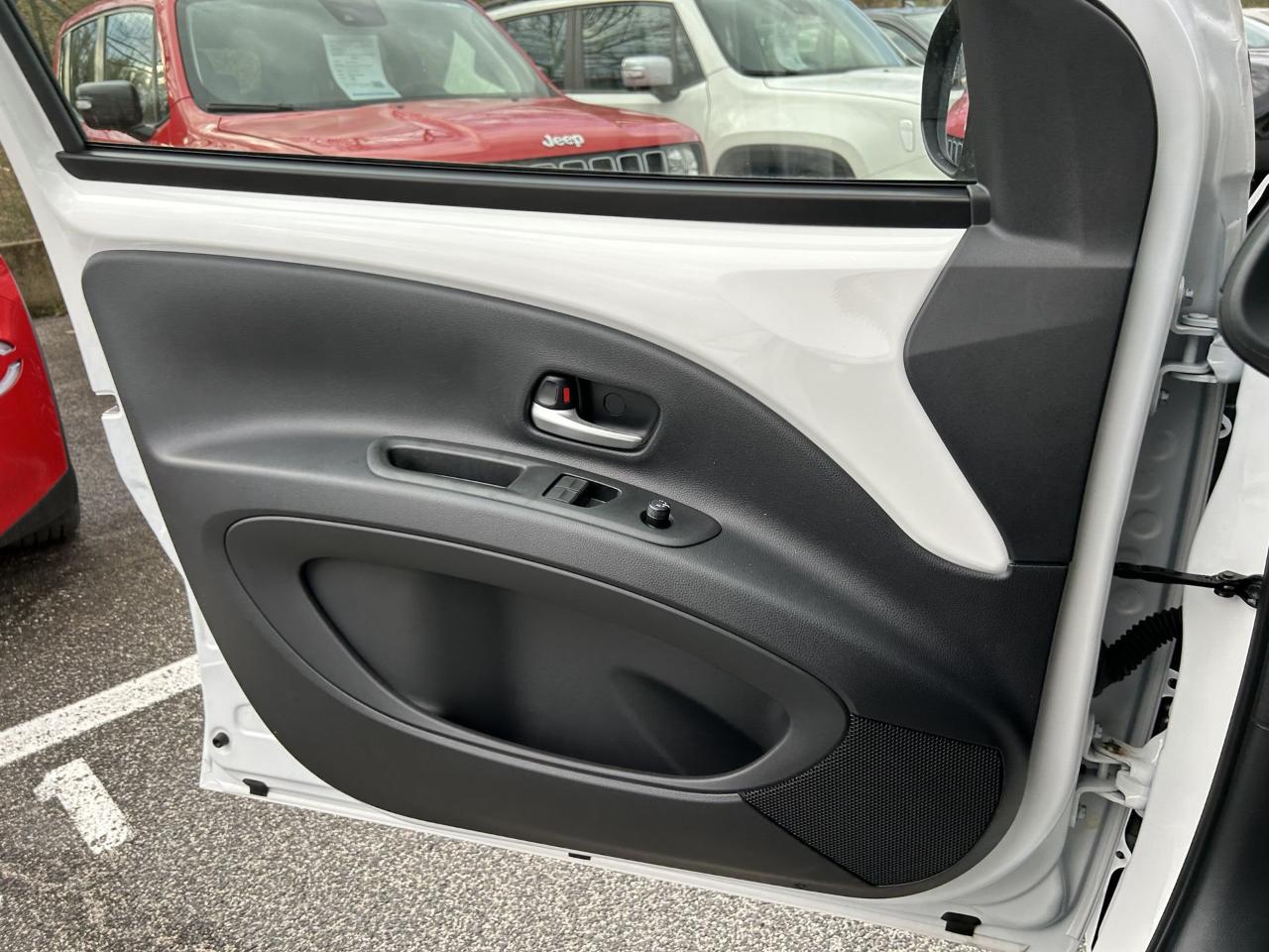 Toyota Toyota Aygo usata 9