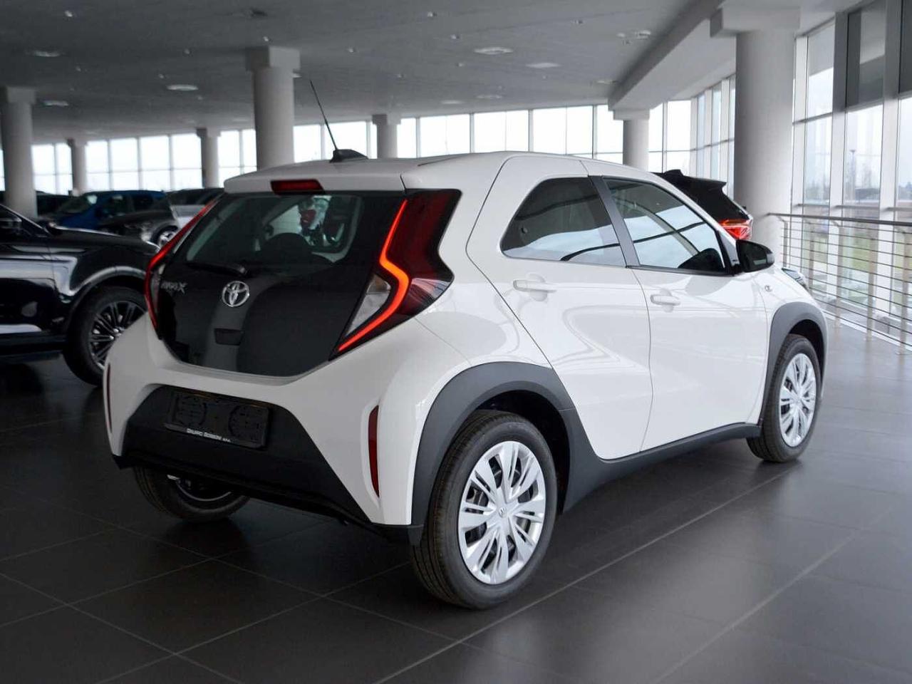 Toyota Toyota Aygo usata 17