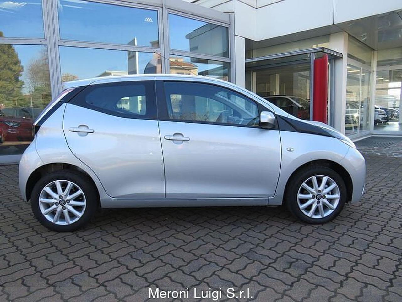 Toyota Toyota Aygo usata 11