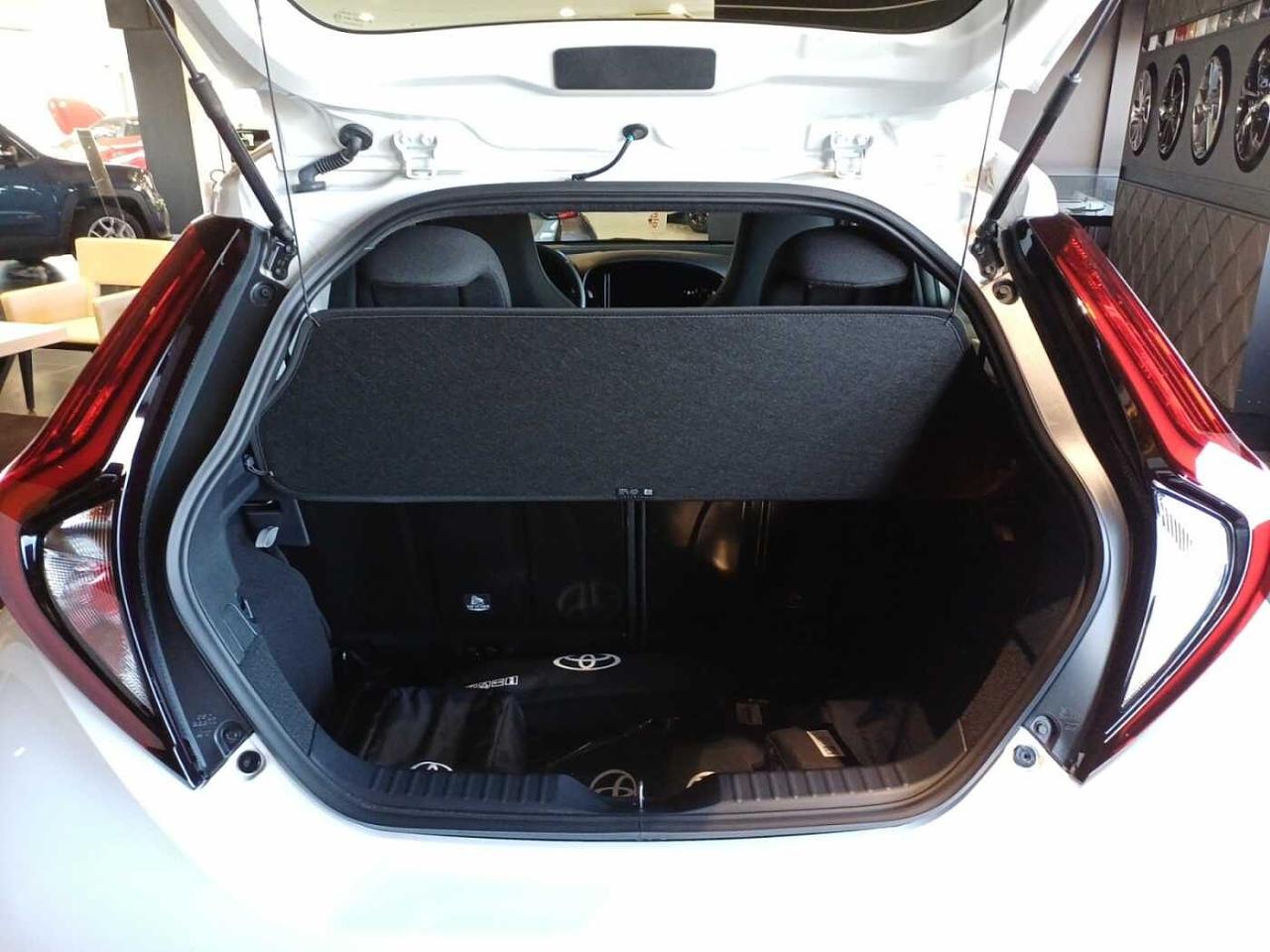 Toyota Toyota Aygo usata 8