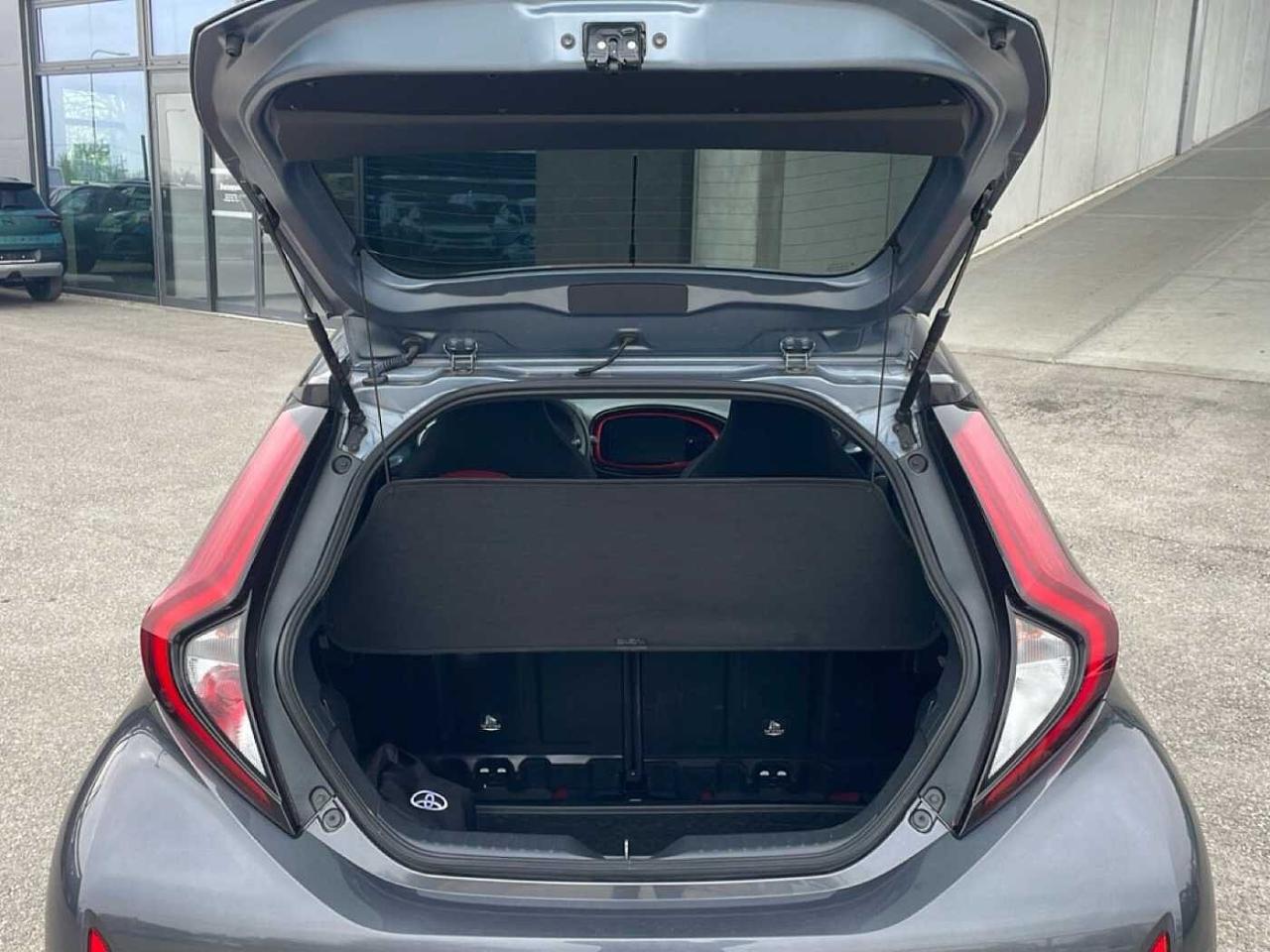 Toyota Toyota Aygo usata 7