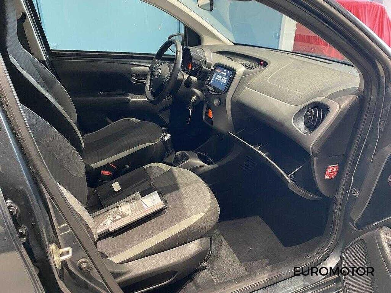 Toyota Toyota Aygo usata 10