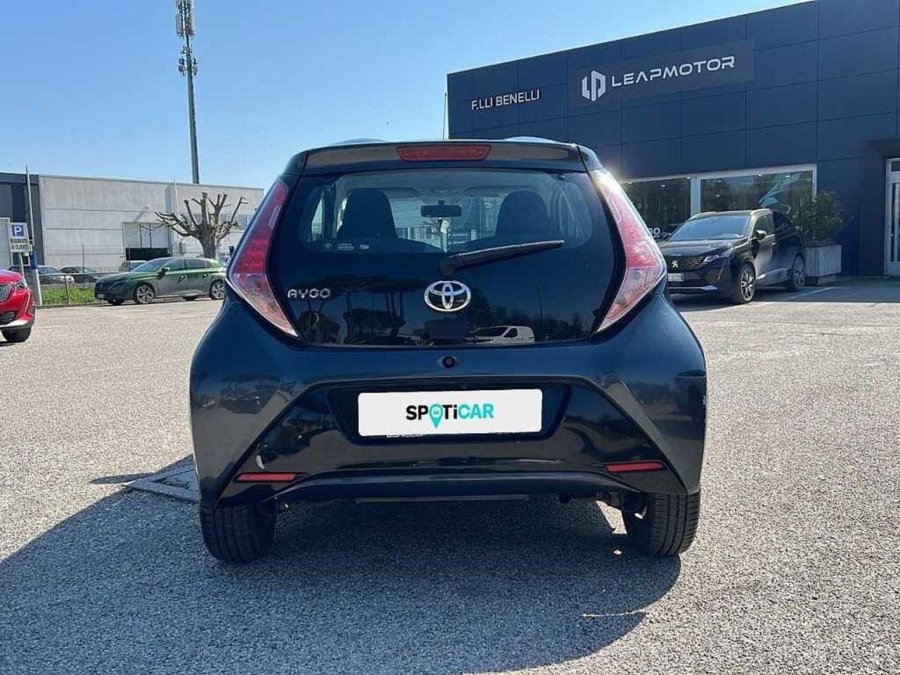 Toyota Toyota Aygo usata 16