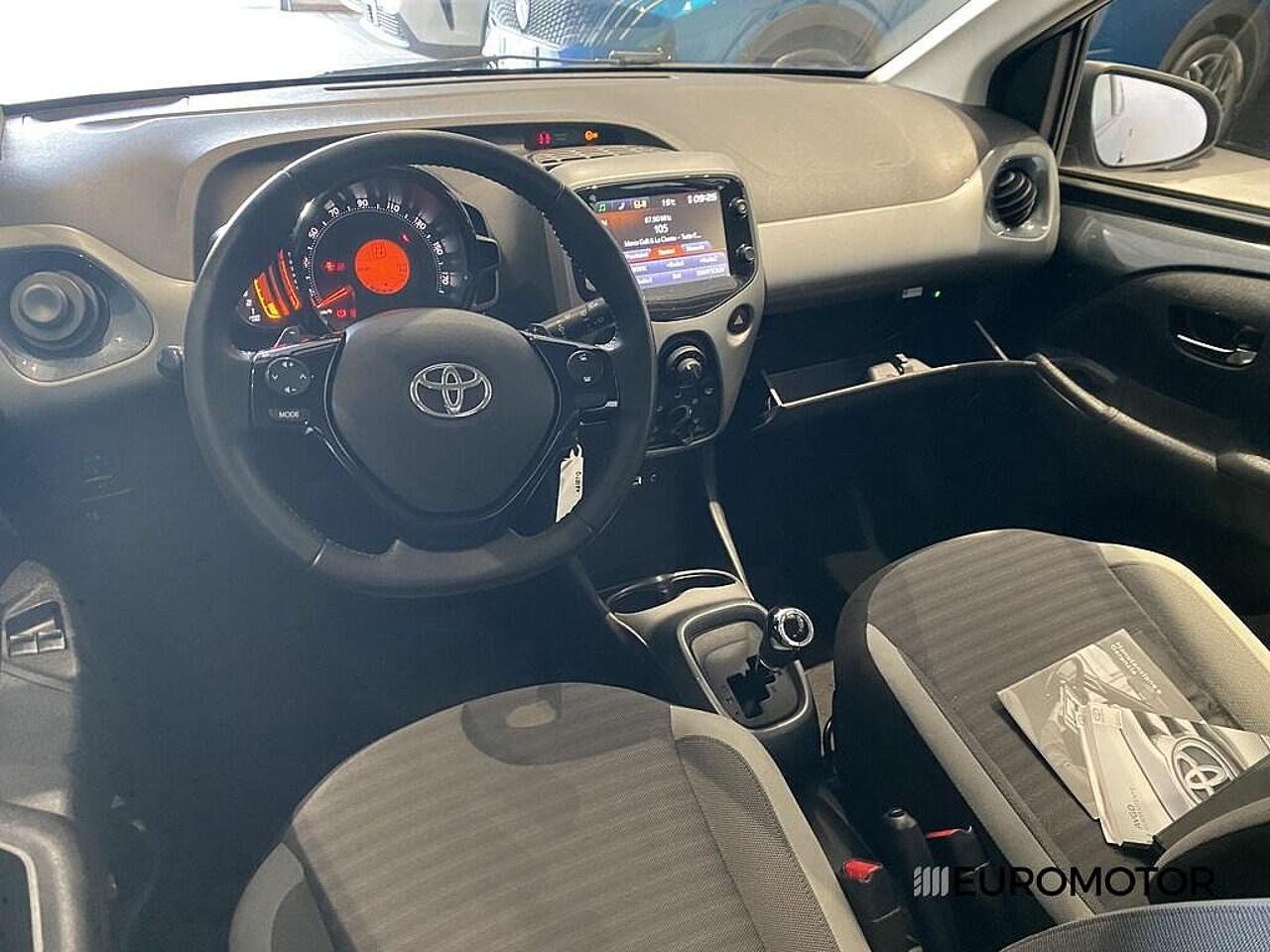 Toyota Toyota Aygo usata 7