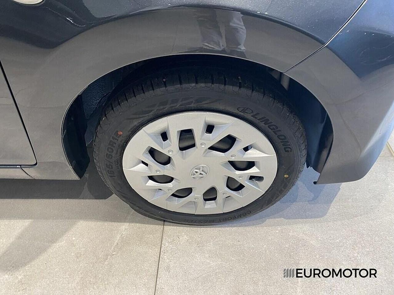 Toyota Toyota Aygo usata 17